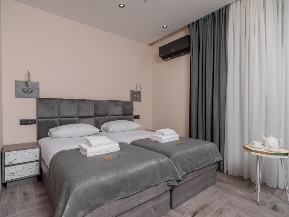Hotel Diman Dobra Voda Buitenkant foto
