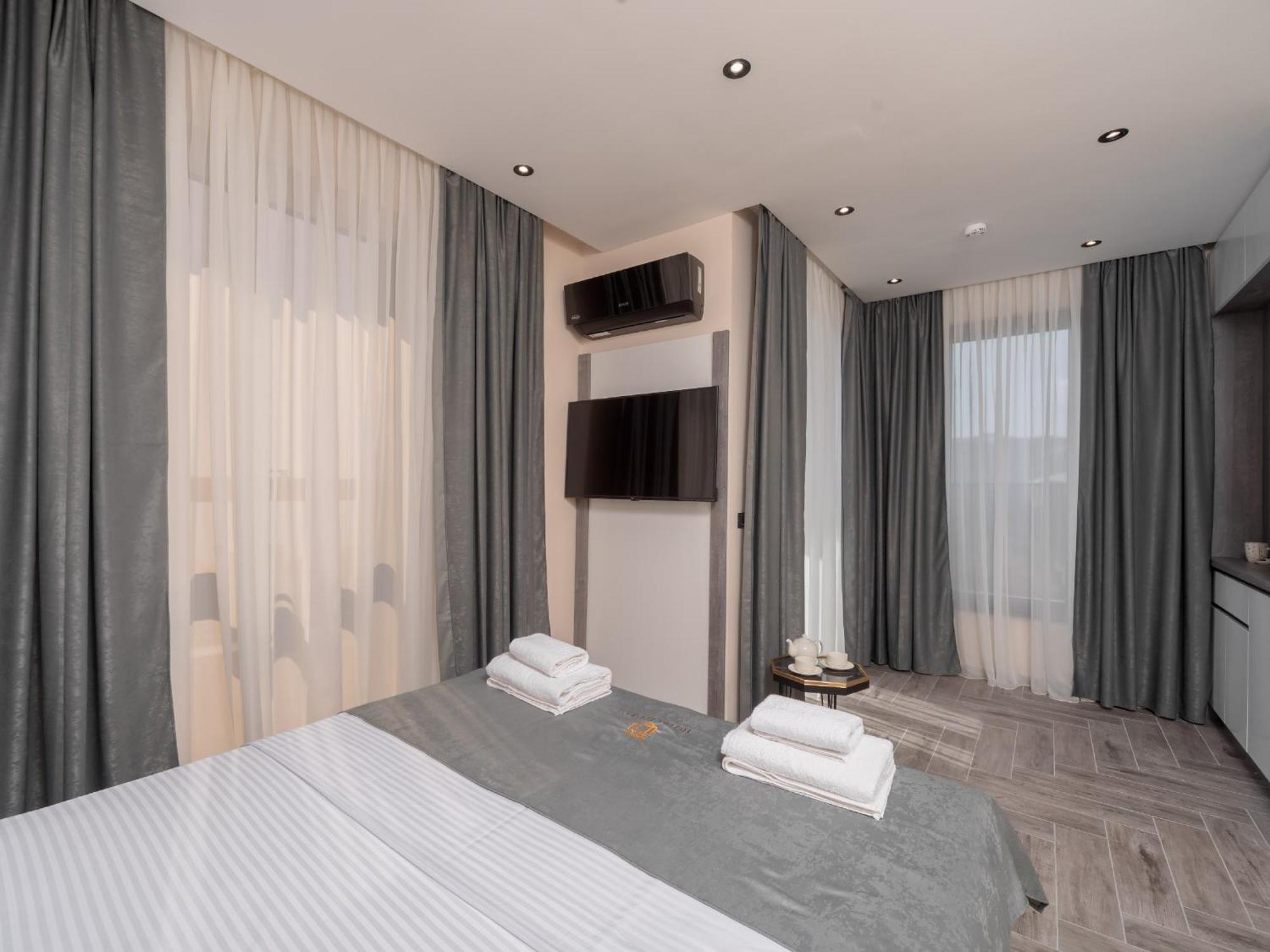 Hotel Diman Dobra Voda Buitenkant foto
