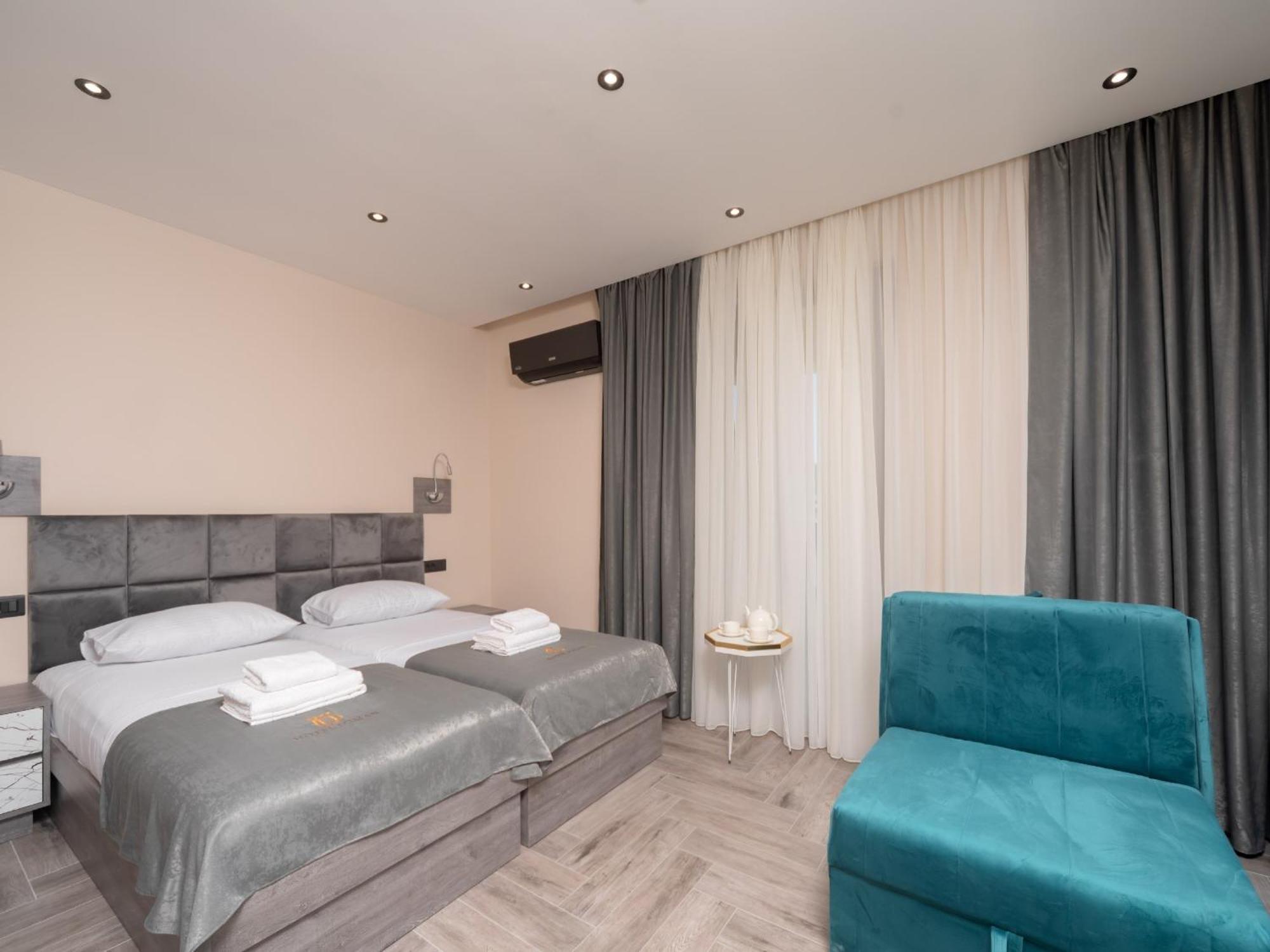 Hotel Diman Dobra Voda Buitenkant foto